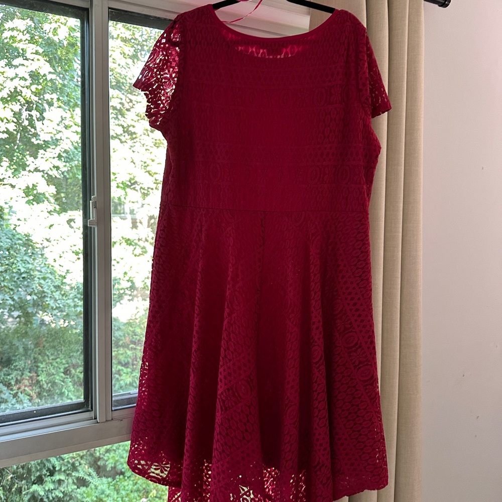 Michel Studio Collection Handkerchief Lace Dress - Picture 2 of 4
